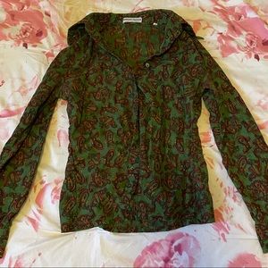 Green paisley button up long sleeve shirt